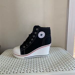 Max Star Wedge sneakers